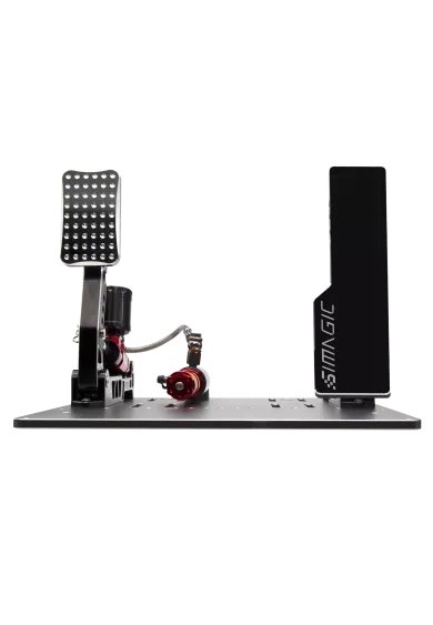 simline.euSimagic P2000 - L100RFSimagicSimagic P2000 S100RF to dwupedałowy zestaw simracingowy (gaz + hamulec), wyposażony w czujnik siły 100 kg i konstrukcję hydrauliczną. Brak sprzęgła to idealny wybór do iRacing i GT. Kompatybilny z bazami Alpha Mini, Alpha, Alpha U.
Karbonowa płyta pod pięty P-C200, stoper pięt P-F268 oraz silnik haptyczny P-HPR nie są częścią zestawu Simagic P2000 – należy je dokupić osobno.